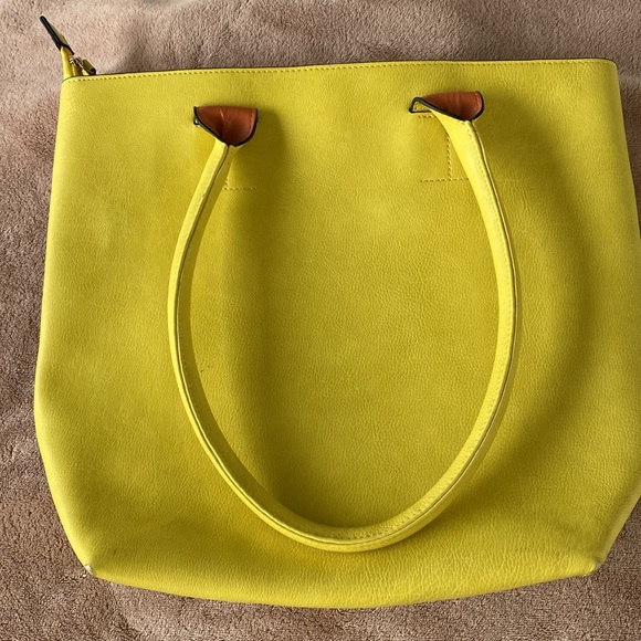 Yellow Tote Bag/Purse - Picture 3 of 9